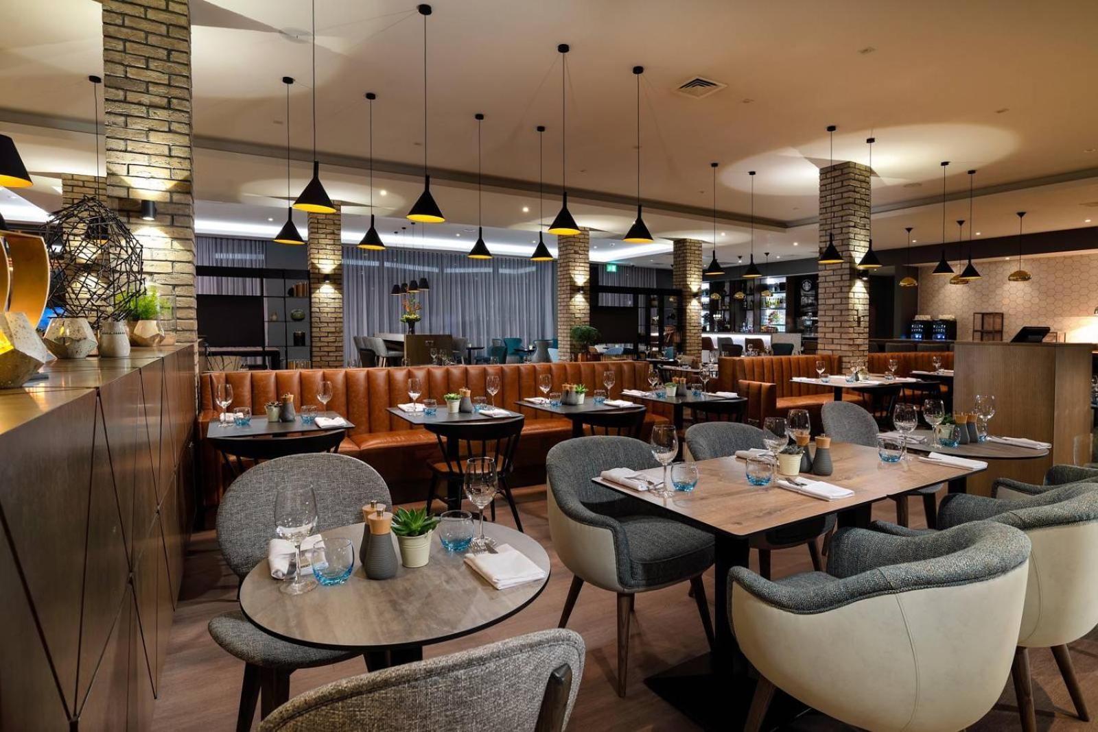 Courtyard By Marriott Oxford South Hotel Abingdon-on-Thames Ngoại thất bức ảnh